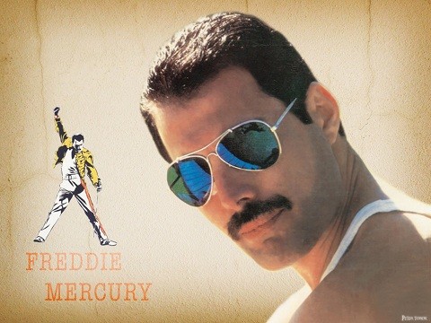 freddie-mercury-aurinkolaseissa-normal.j