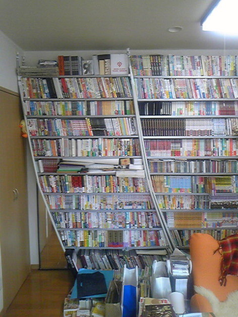 bookshelf-normal.jpg