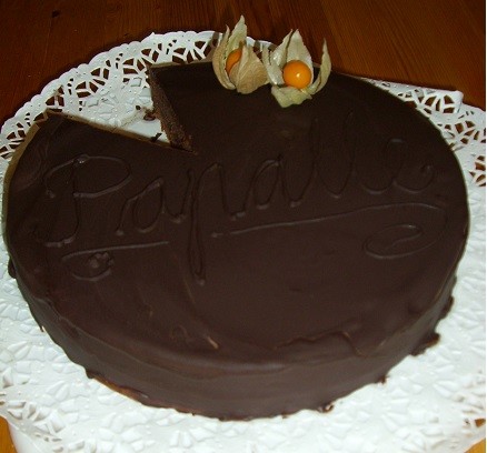 unelmien%20sacher-normal.jpg