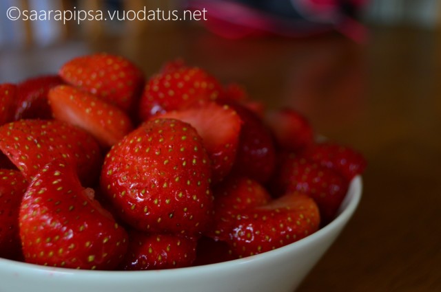 strawberries%20013.jpg