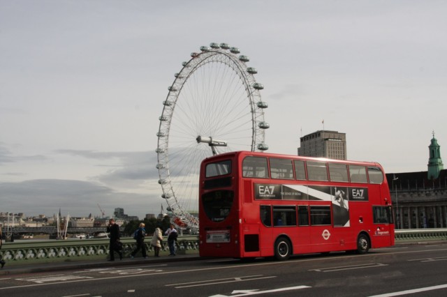 Lontoo_Bus_LondonEye-normal.jpg