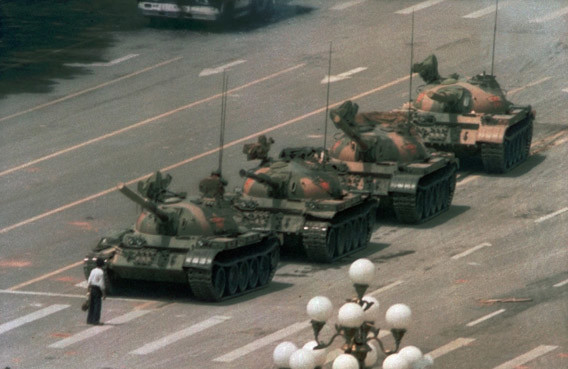 Tiananmen%20Jeff%20Widener%20AP%20Lehtik