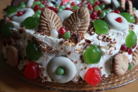 joulukakkukoristus20200915.jpg