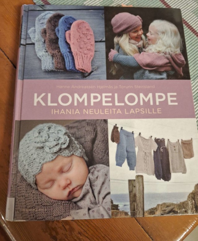 kirja%20Klompelompe.jpg